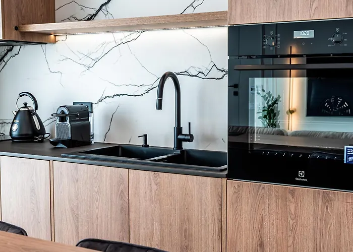 Sky Near Center Bukurešť