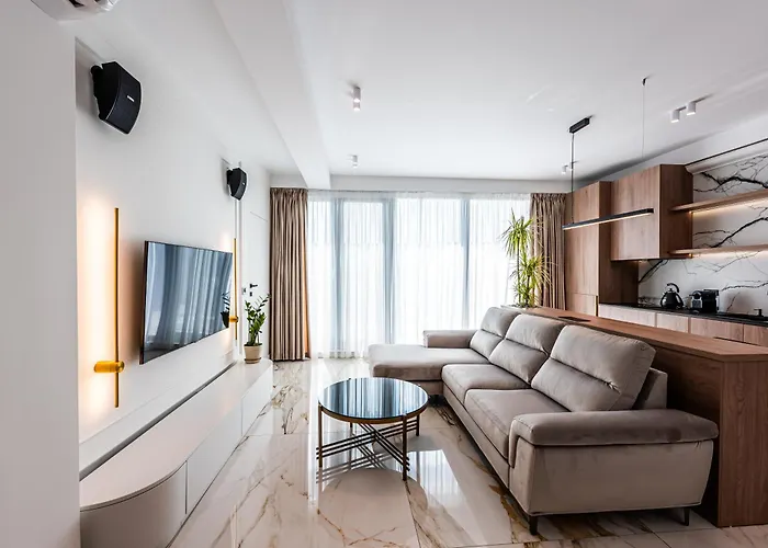 Sky Near Center Bukurešť