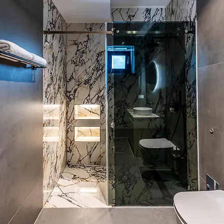 Apartment Sky Near Center Bucharest