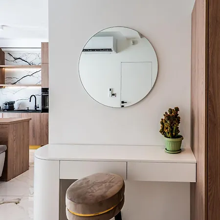 Daire Sky Near Center Bükreş