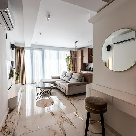 Appartement Sky Near Center *