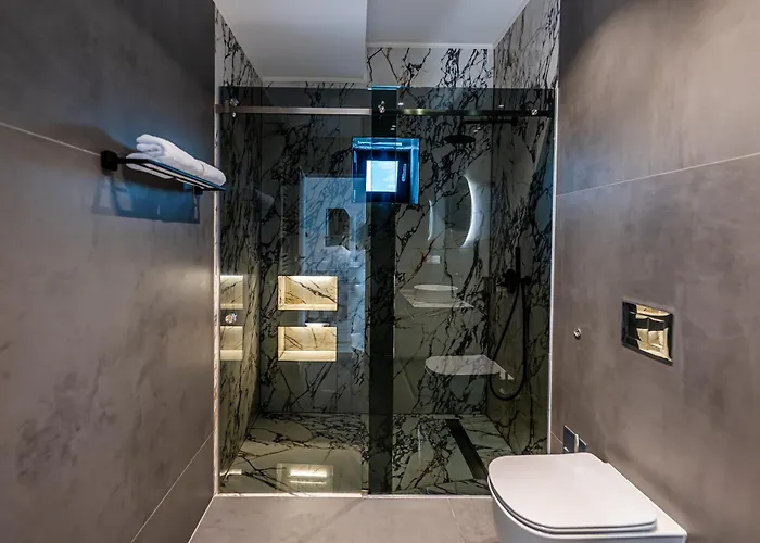 Apartman Sky Near Center