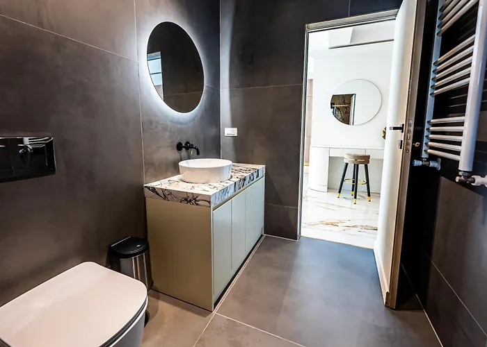 Sky Near Center Apartman Bukarest