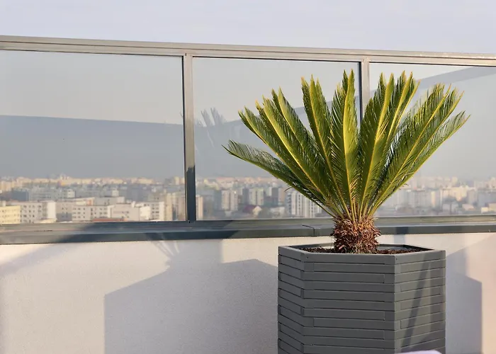 Apartman Sky Near Center